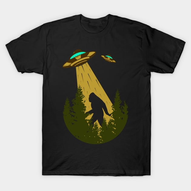 Bigfoot UFO Abduction sasquatch Alien Birthday Gift T-Shirt by Tesszero